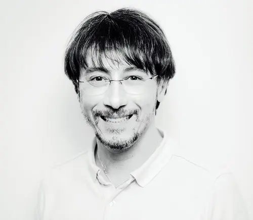 Il Dott. Uberto Piccardo, in un ritratto in bianco e nero